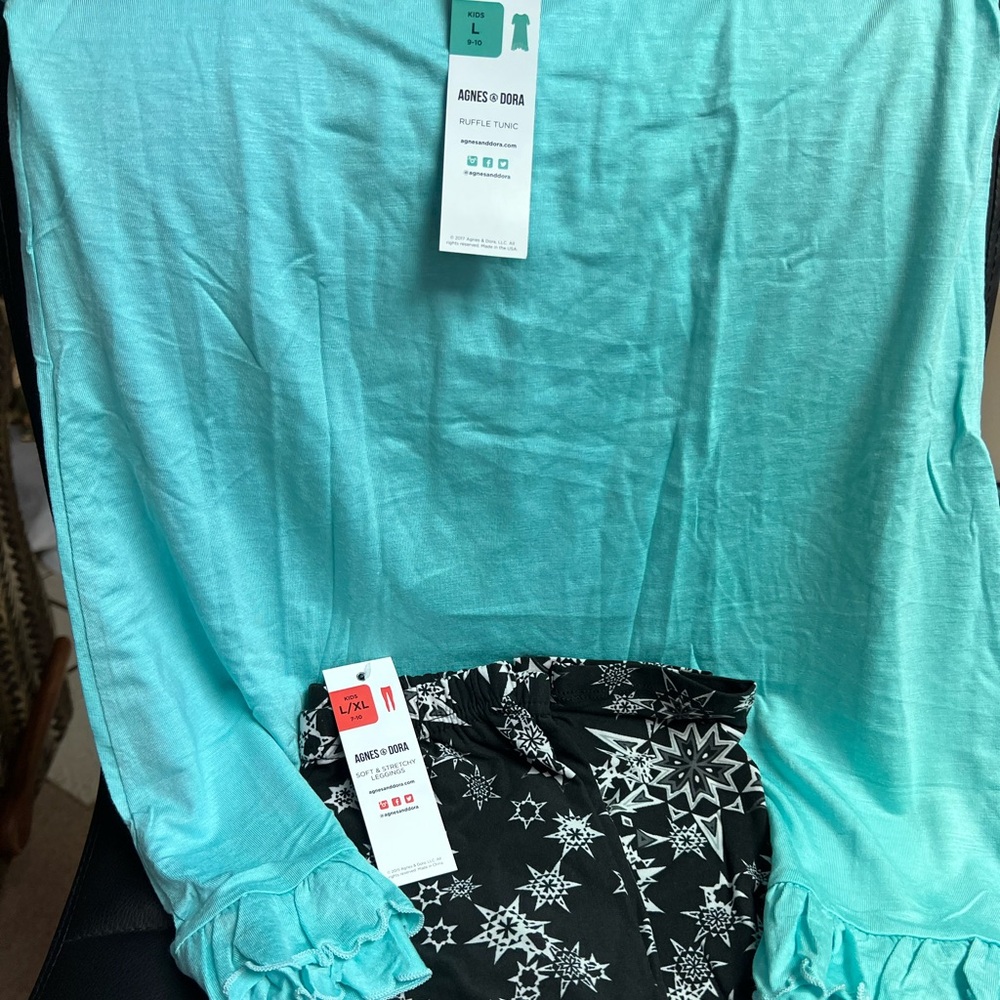 KIDS RUFFLE TUNIC & LEGGINGS SET